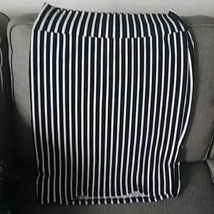 Lularoe Cassie Skirt